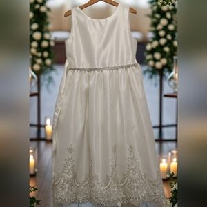 Elegant White Dress with Silver Embroidery